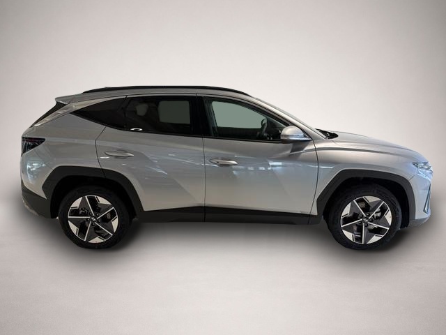 Hyundai TUCSON (11/2025, Benzin)
