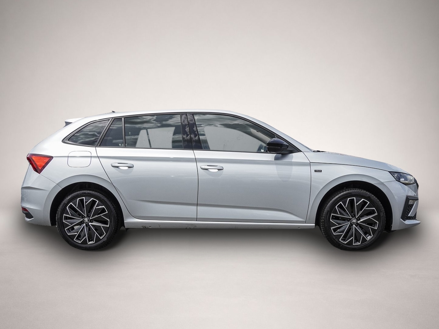 Skoda Scala (10/2025, Benzin)