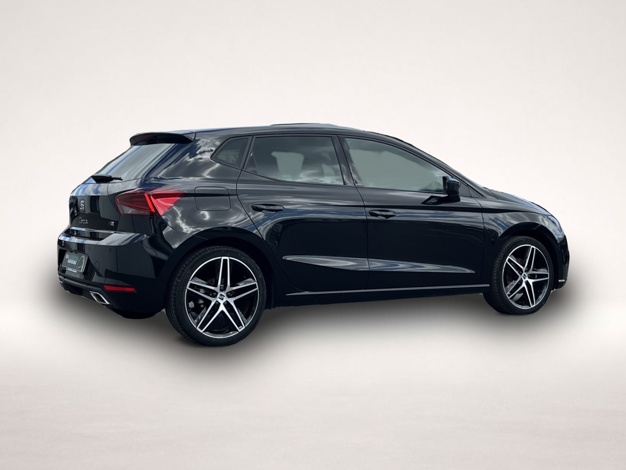 Seat Ibiza (04/2023, Benzin)