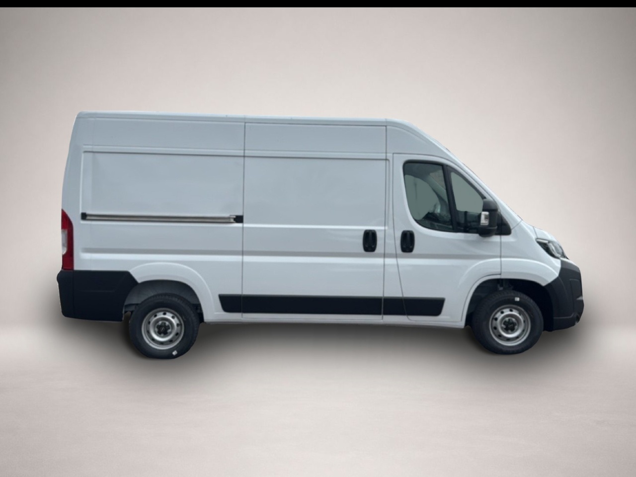 Opel Movano (04/2026, Diesel)