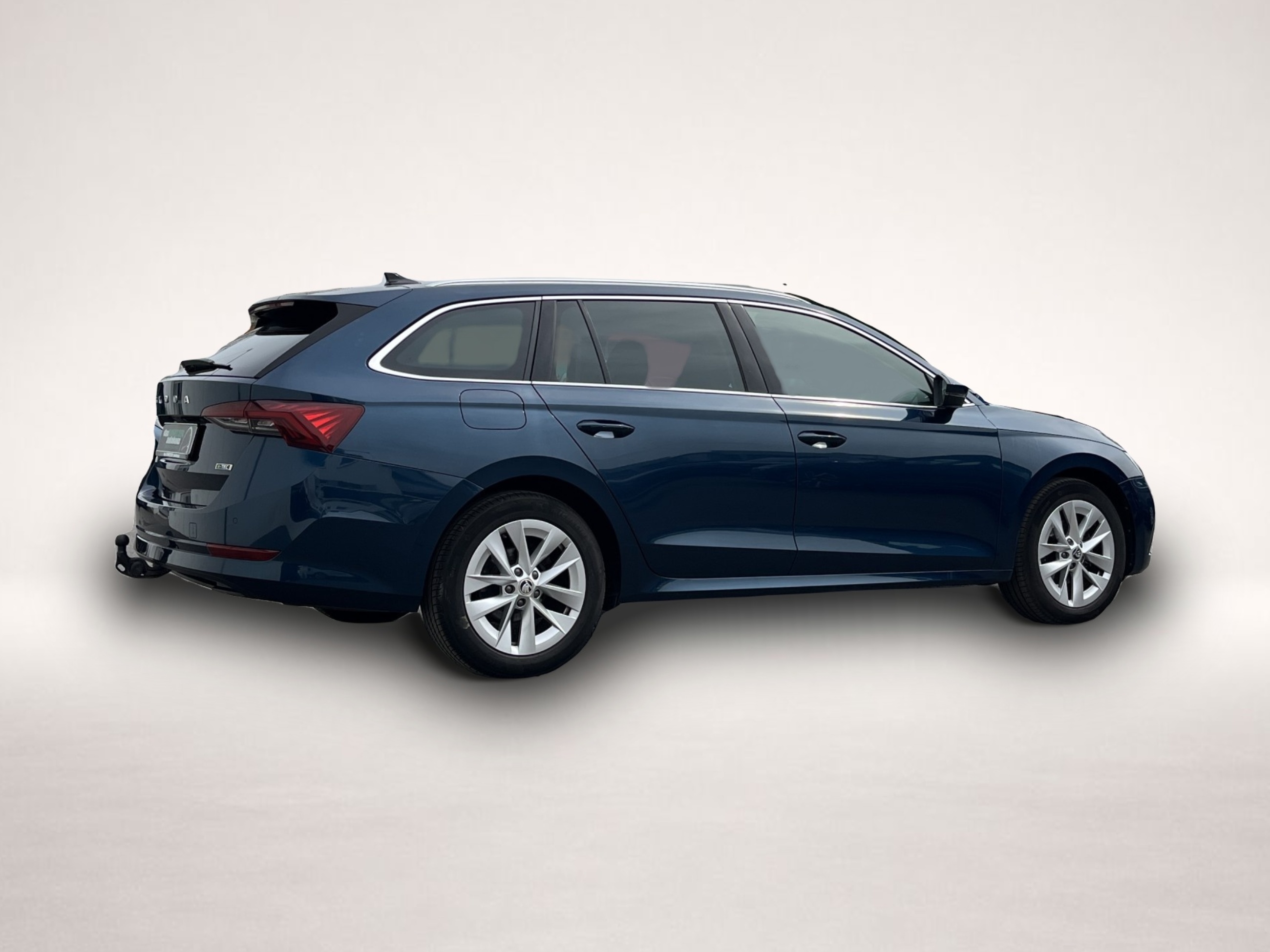 Skoda Octavia (12/2021, Benzin)