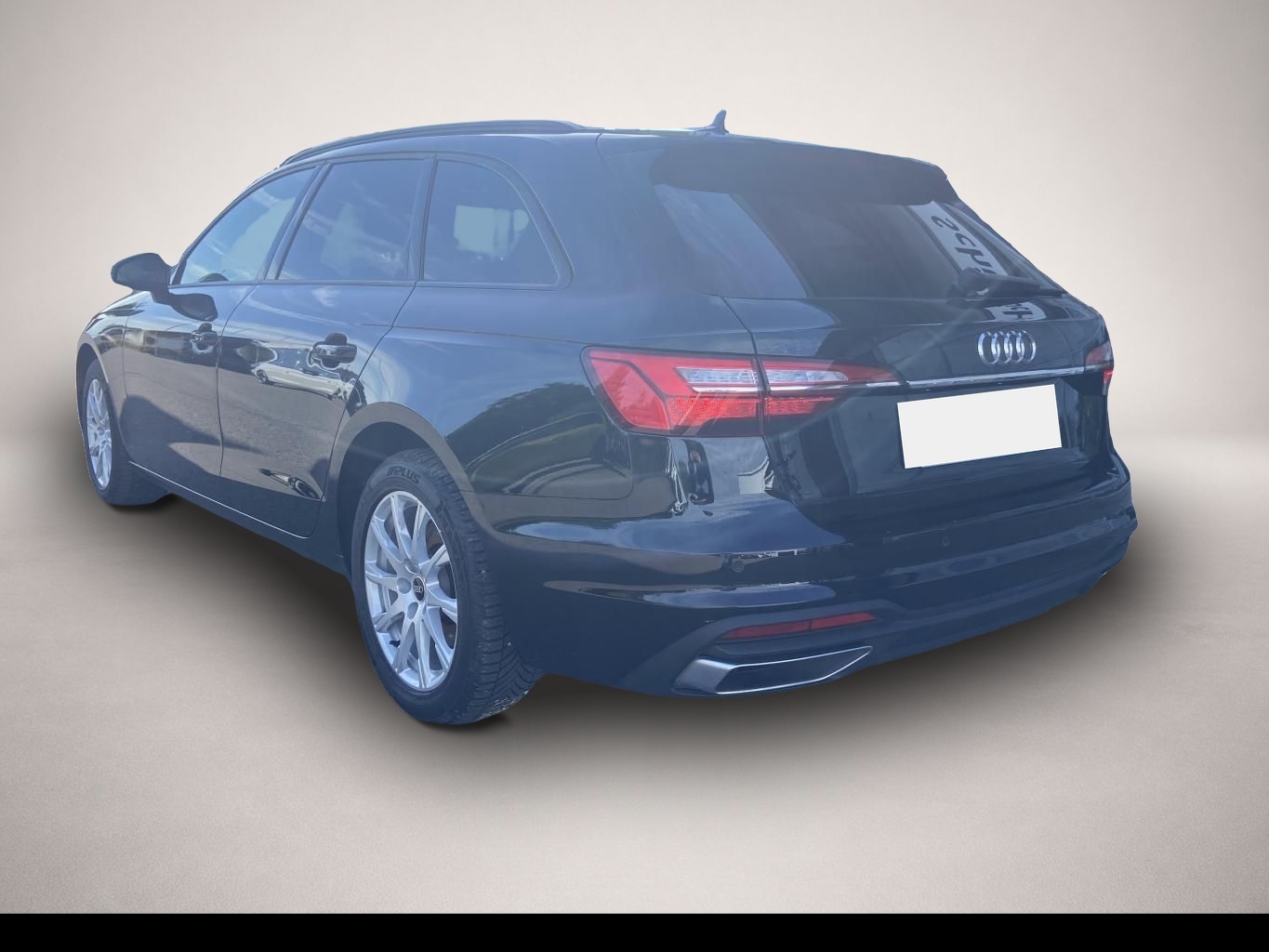 Audi A4 (08/2022, )