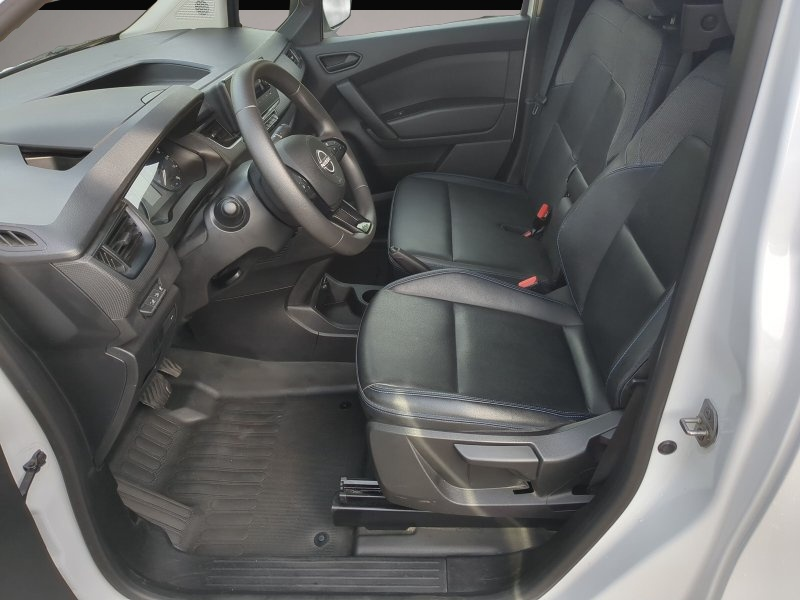 Nissan Townstar (12/2023, ELECTRIC)
