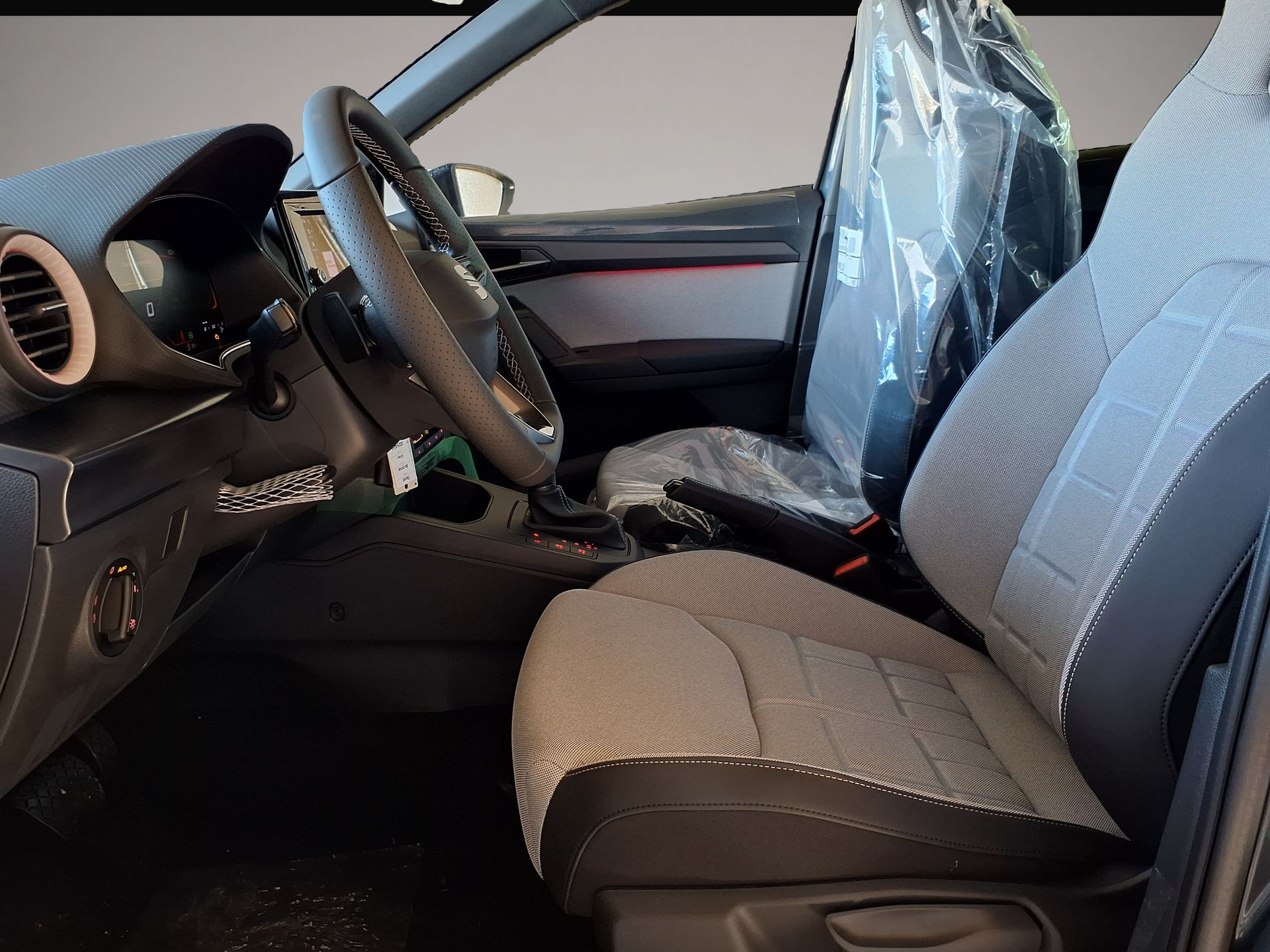 SEAT Arona, image 5 of 5