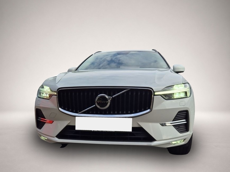 Volvo XC60 (12/2023, Benzin)