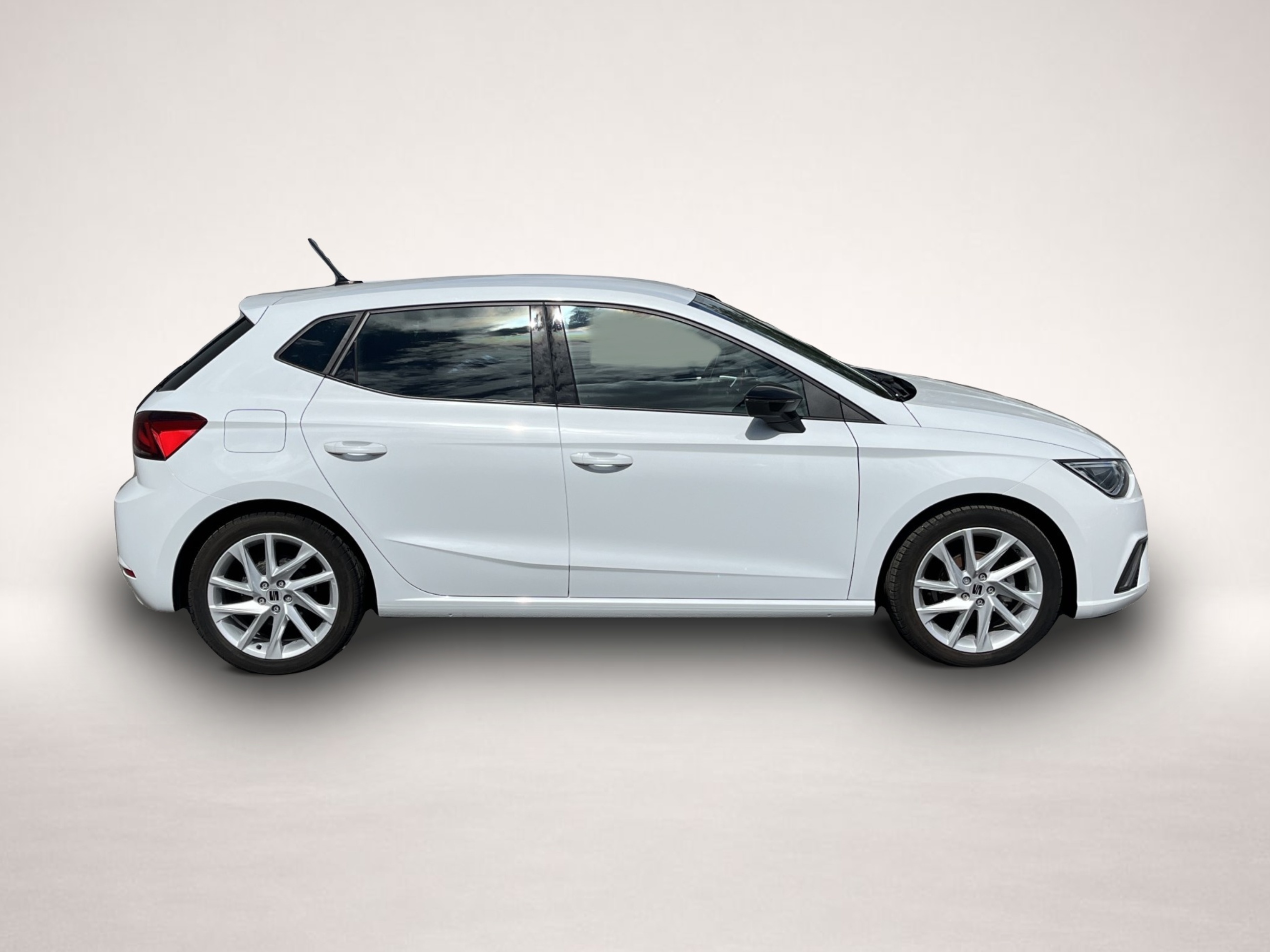 Seat Ibiza (03/2023, Benzin)