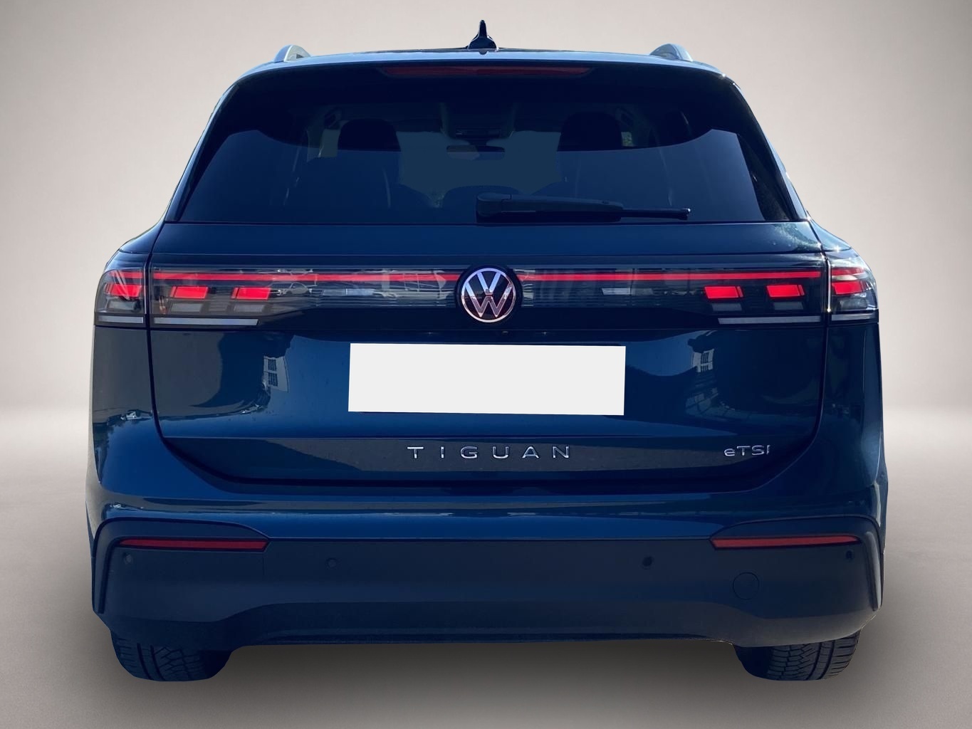 Volkswagen Tiguan (11/2025, )