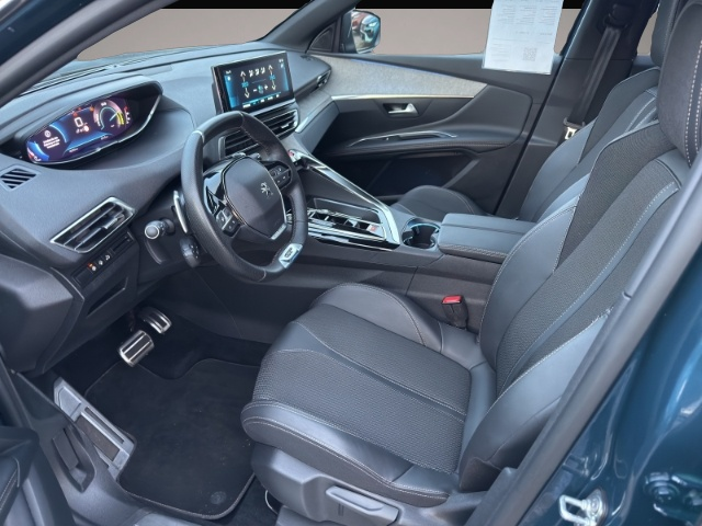 Peugeot 3008 (01/2024, Benzin)
