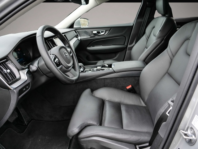 Volvo V60 (07/2025, Hybrid (Benzin/Elektro))