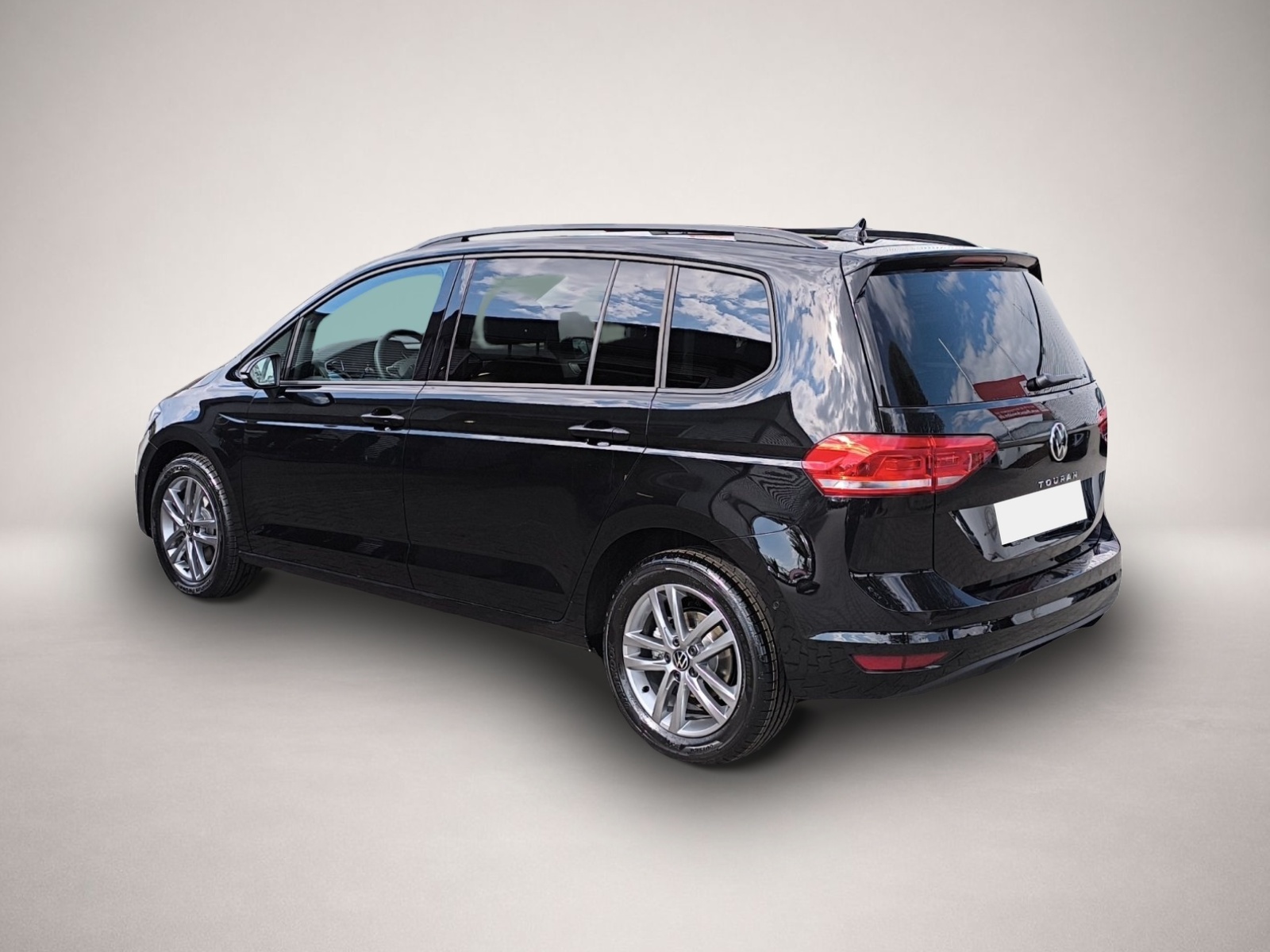 Volkswagen Touran (04/2026, Benzin)