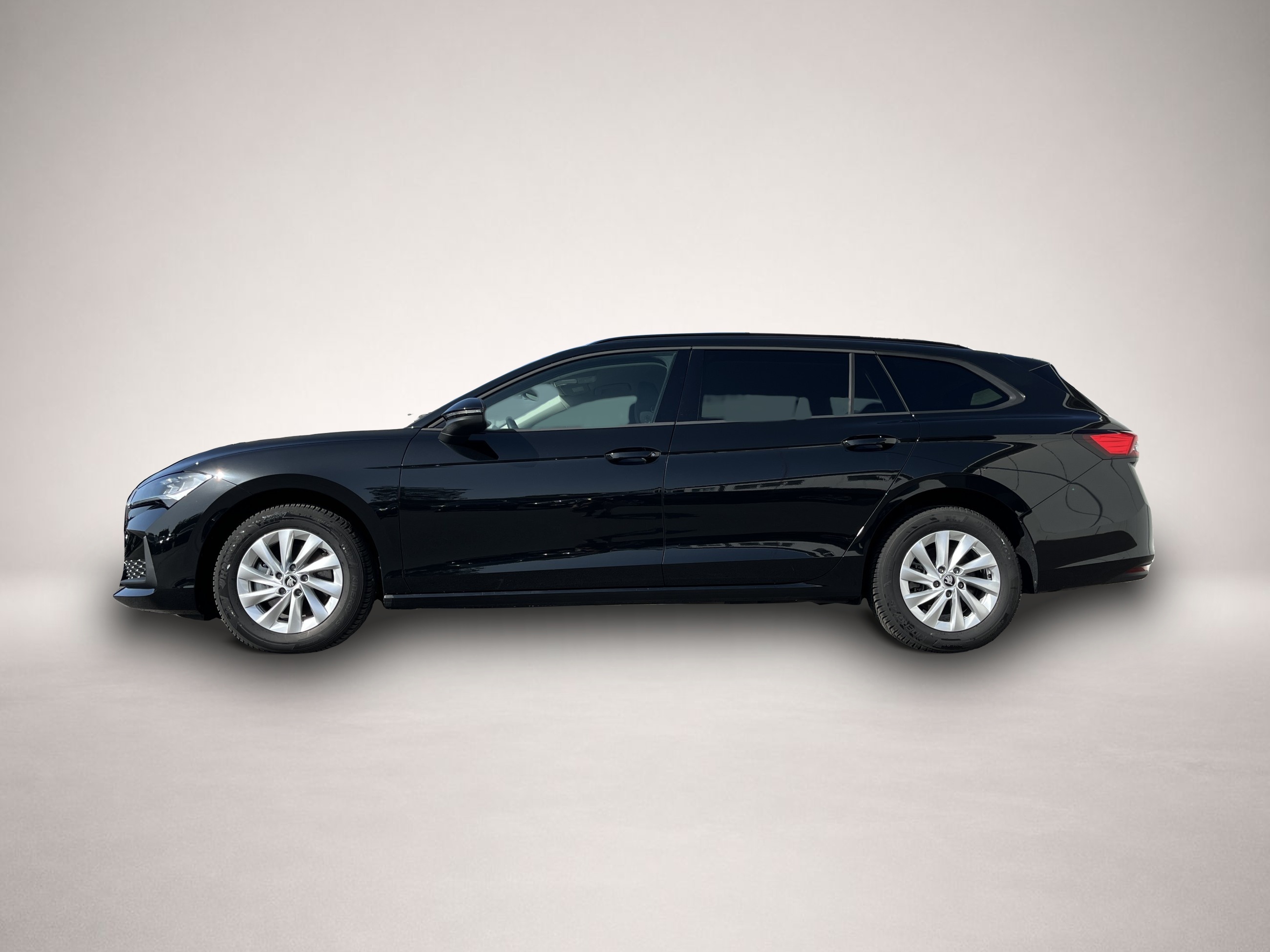 Skoda Superb (09/2025, Diesel)