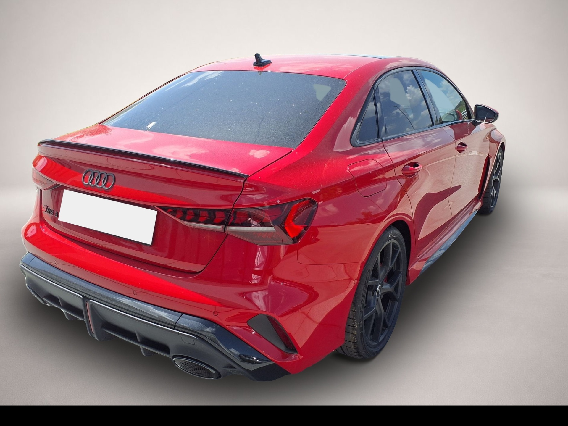 Audi RS3 (03/2026, Benzin)