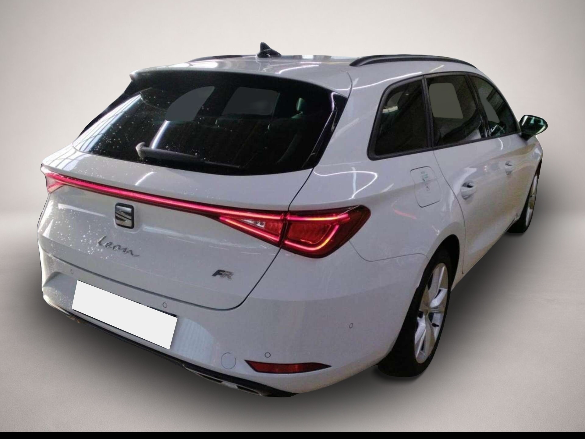 Seat Leon (08/2025, Benzin)