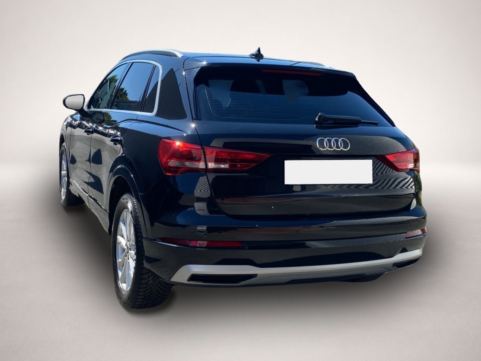 Audi Q3 (10/2020, Benzin)