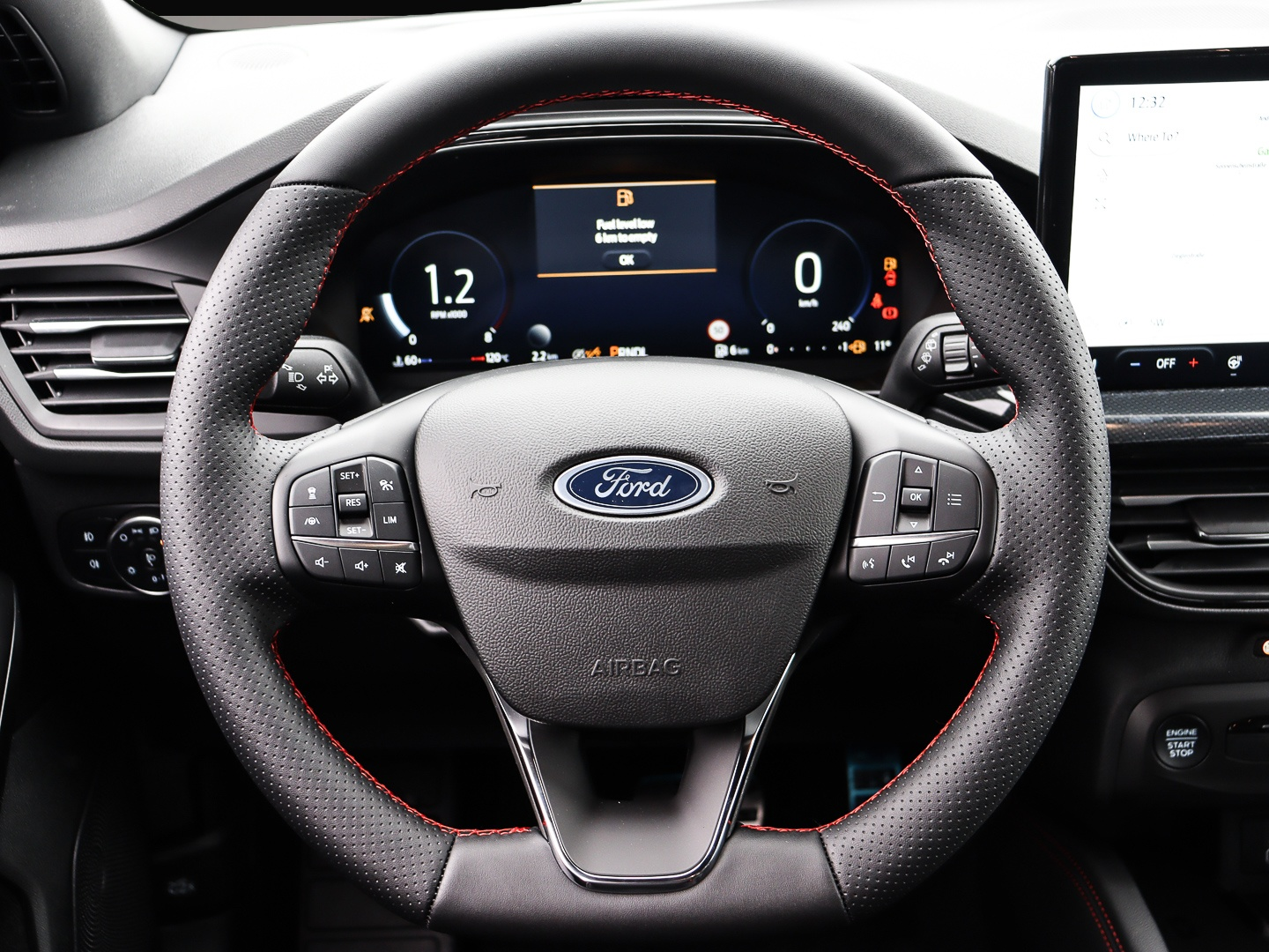 Ford Focus (03/2026, Benzin)