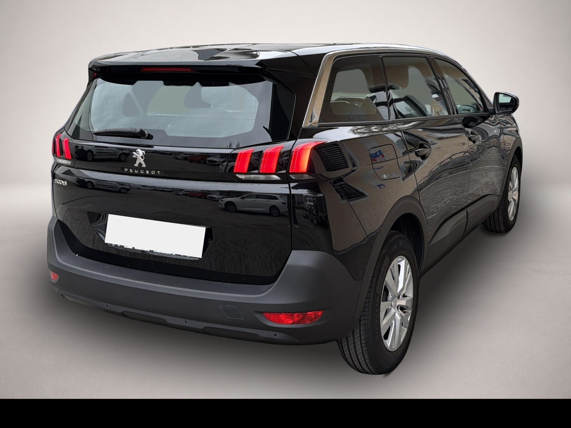 Peugeot 5008 (10/2023, Benzin)