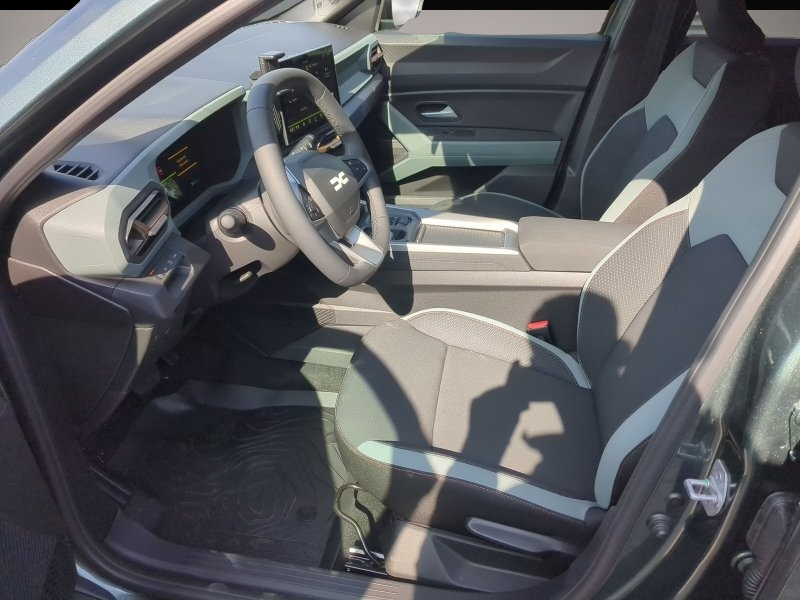 Dacia Bigster (06/2026, Hybrid (Benzin/Elektro))