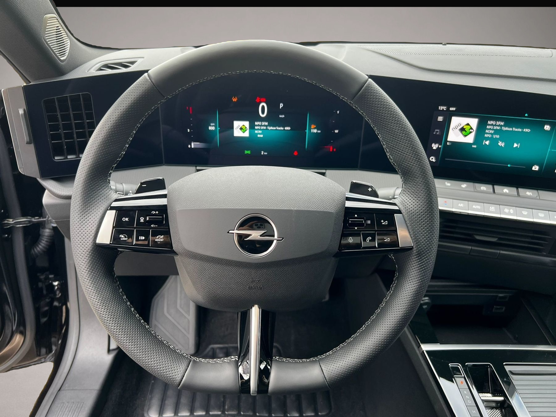 Opel Astra (10/2025, Benzin)