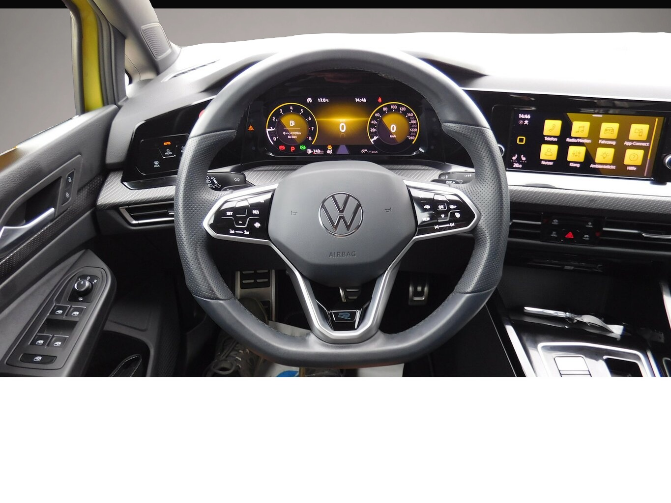 Volkswagen Golf (03/2024, Benzin)
