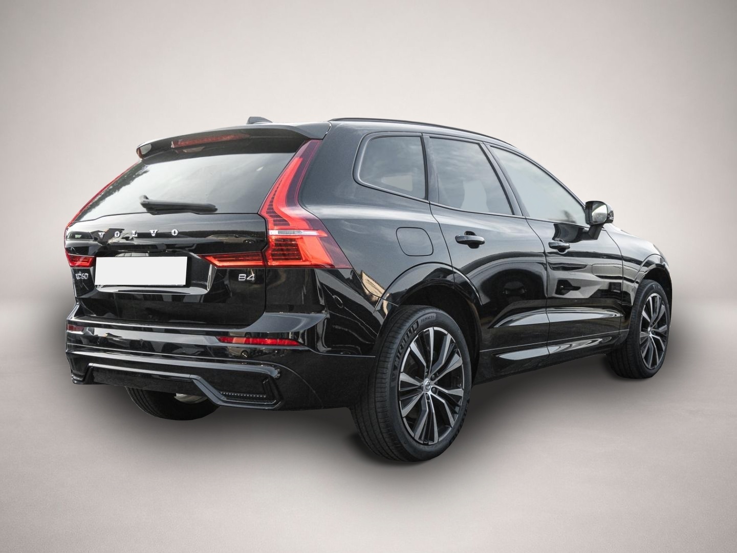 Volvo XC60 (10/2023, Benzin)