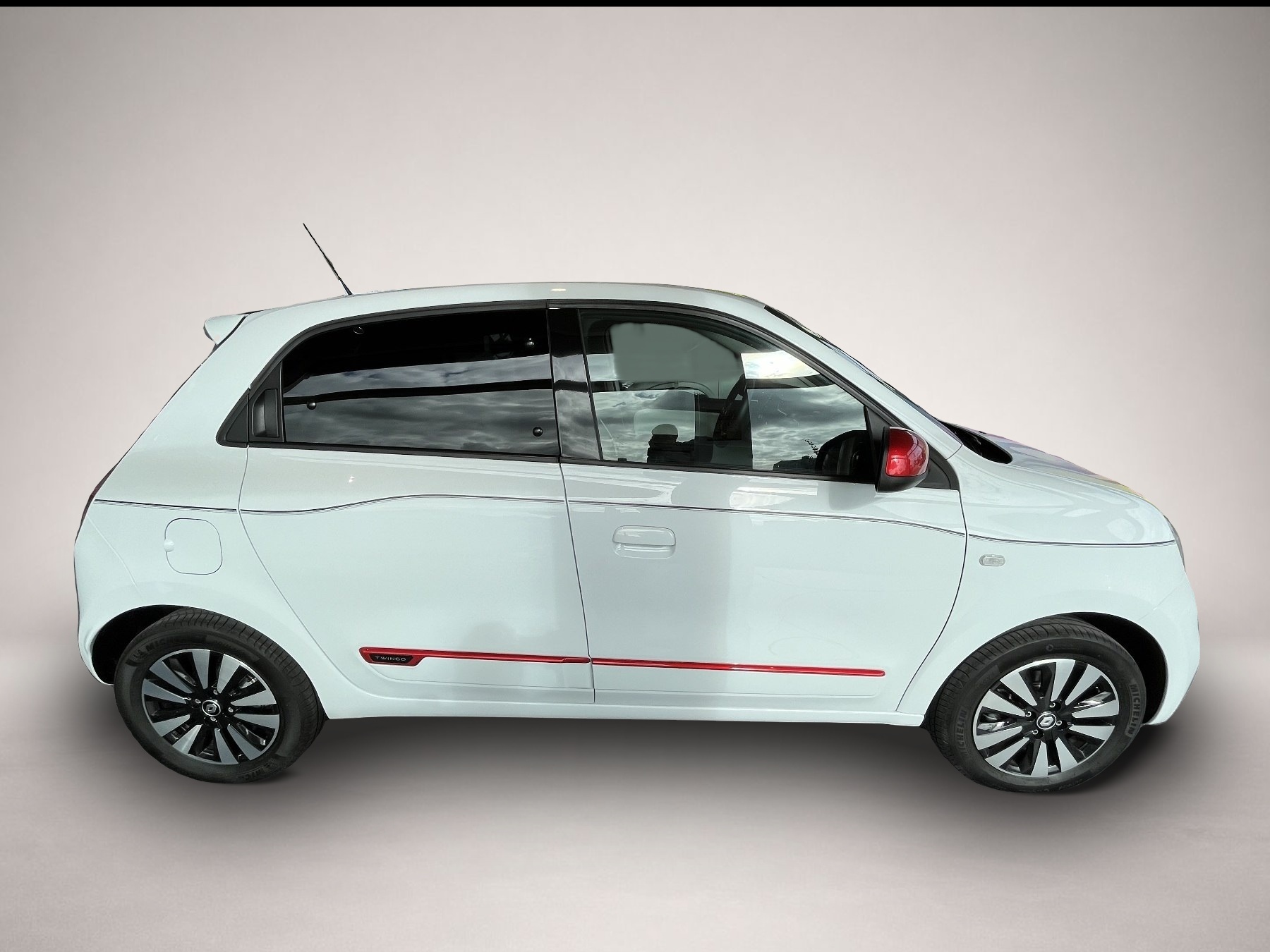 Renault Twingo (08/2023, ELECTRIC)