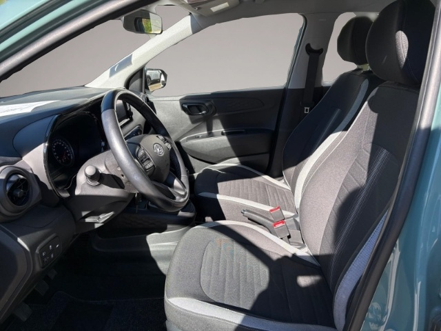 Hyundai i10 (06/2023, Benzin)