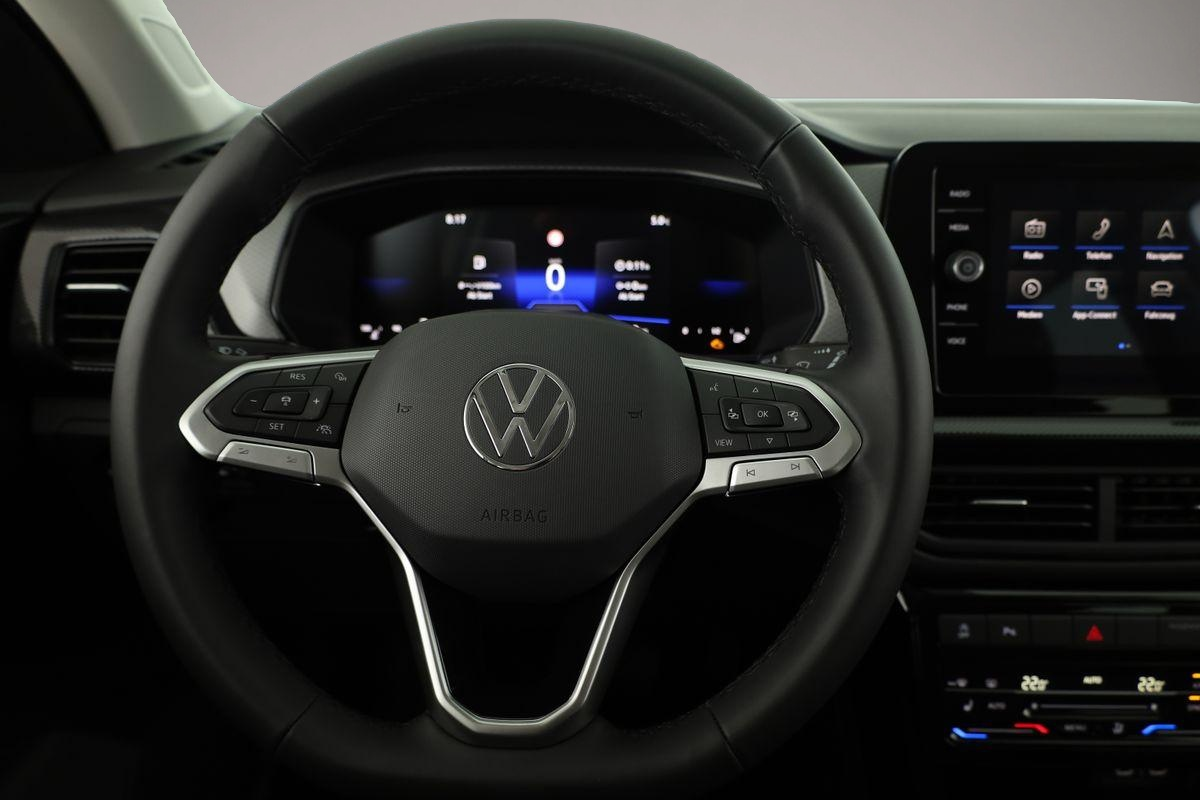 Volkswagen T-Cross (03/2026, Benzin)