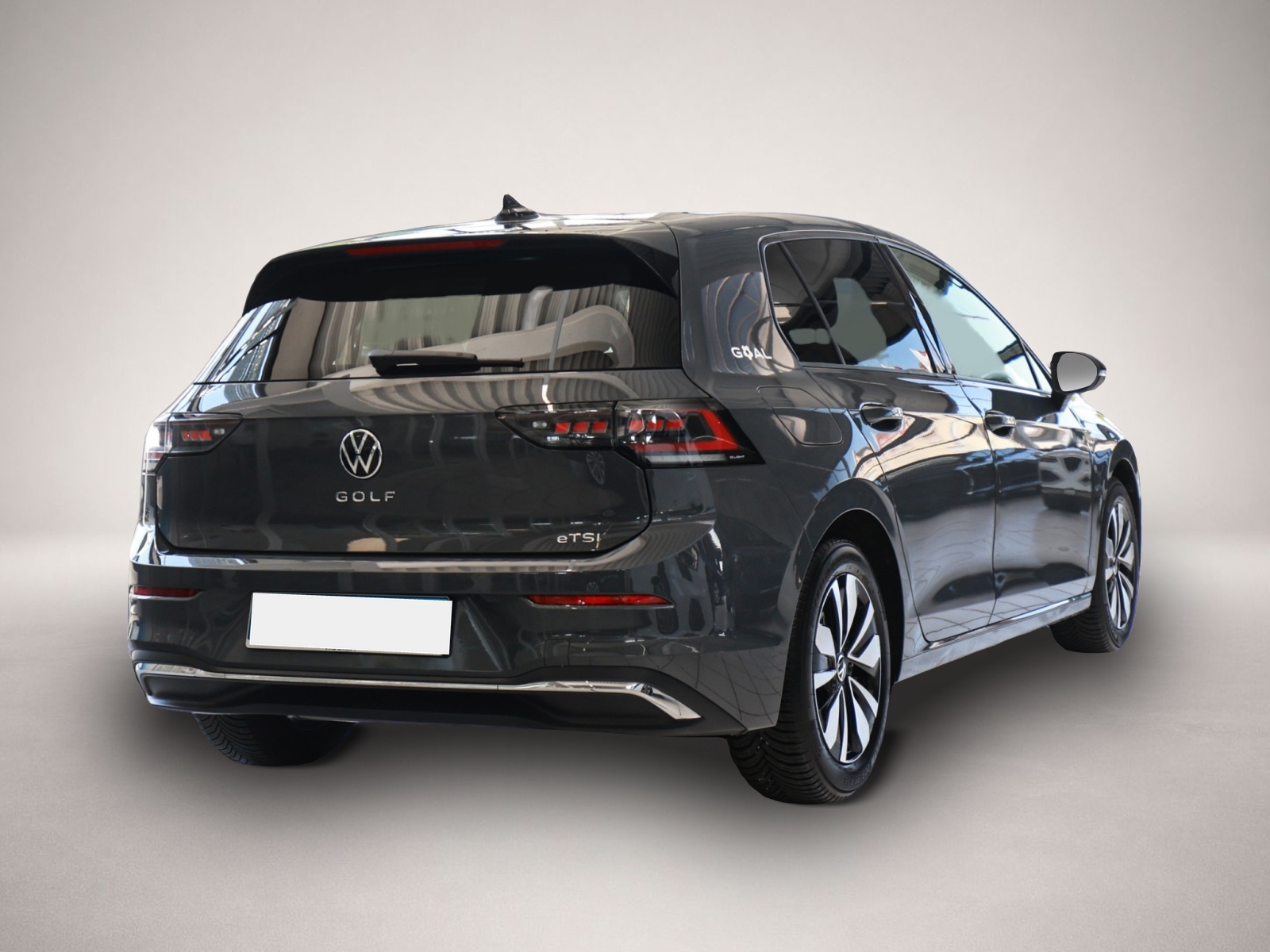 Volkswagen Golf (10/2025, Benzin)