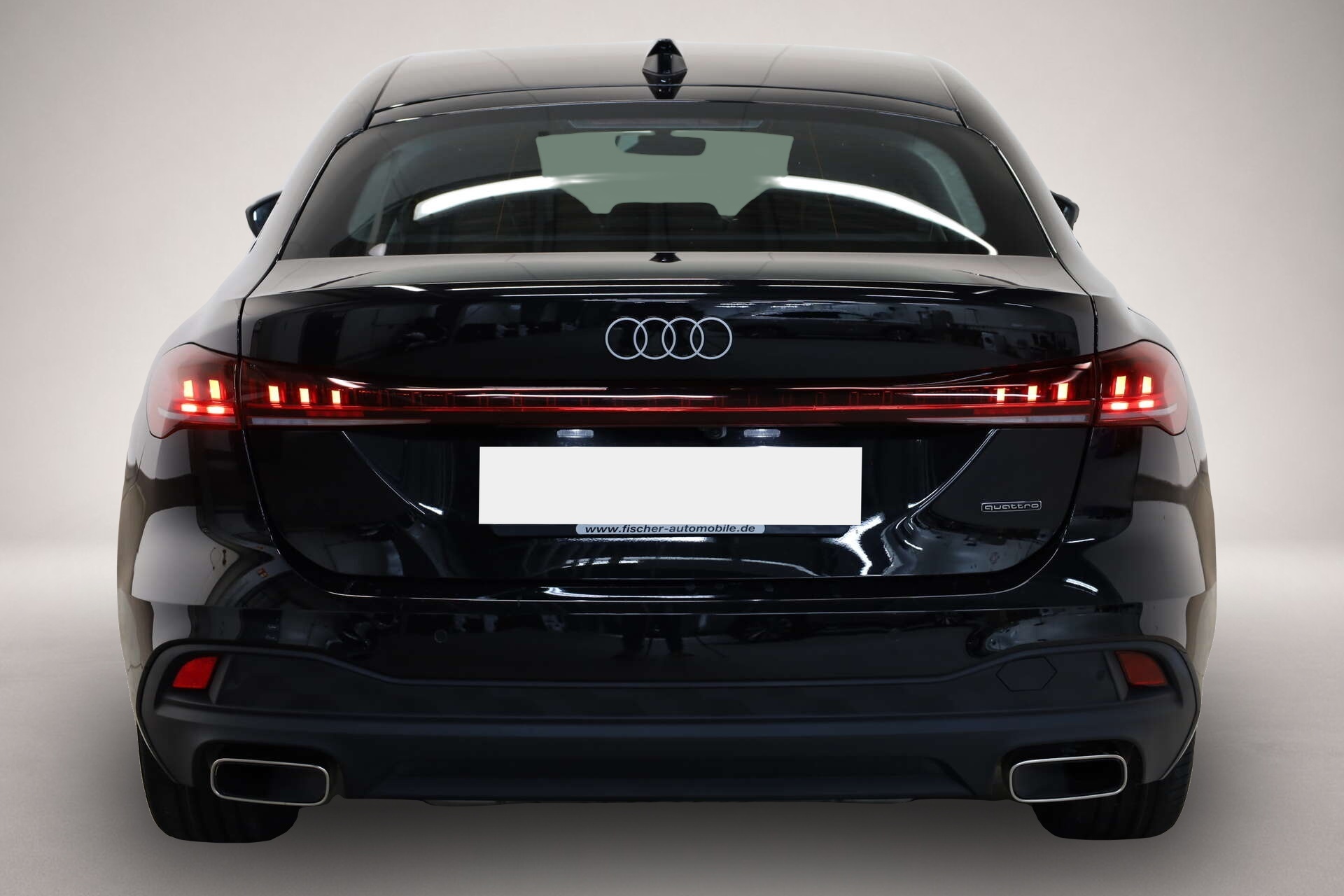 Audi quattro (08/2025, Benzin)