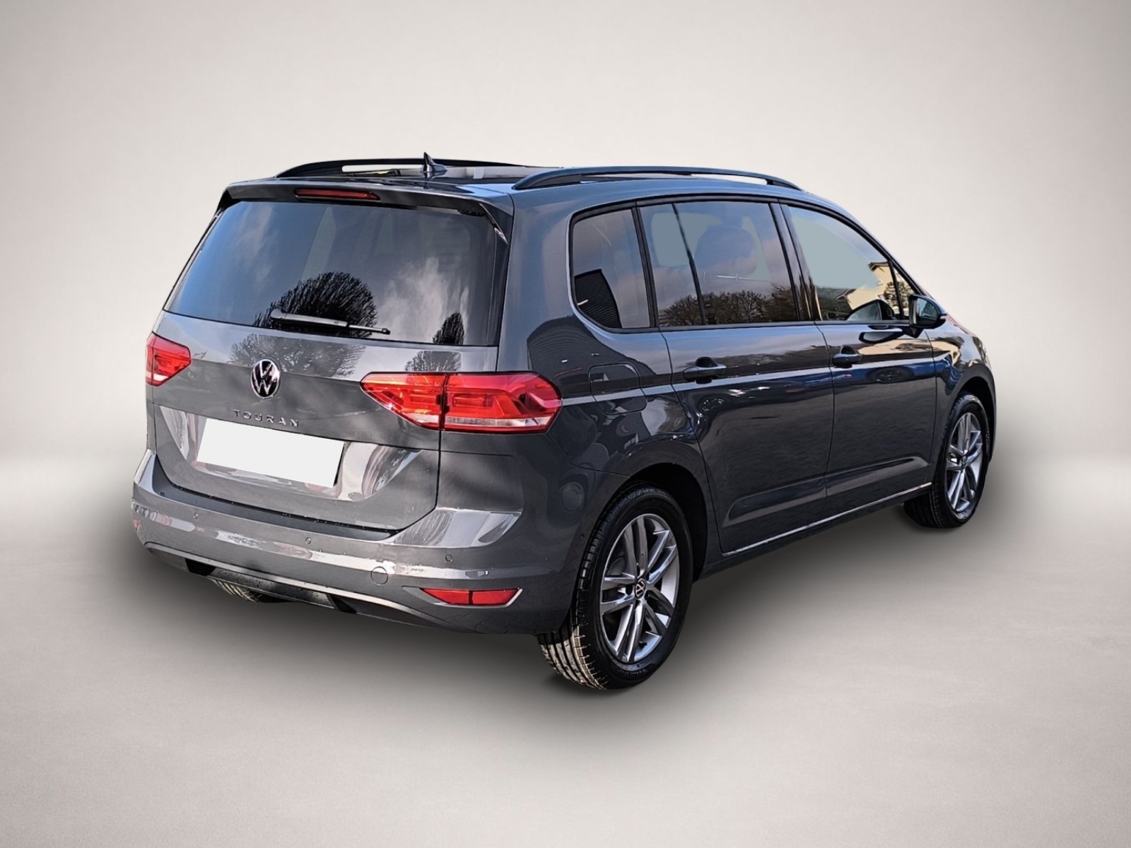 Volkswagen Touran (04/2026, Benzin)