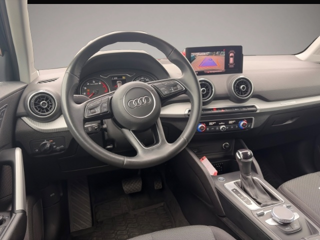 Audi Q2 (08/2022, Benzin)