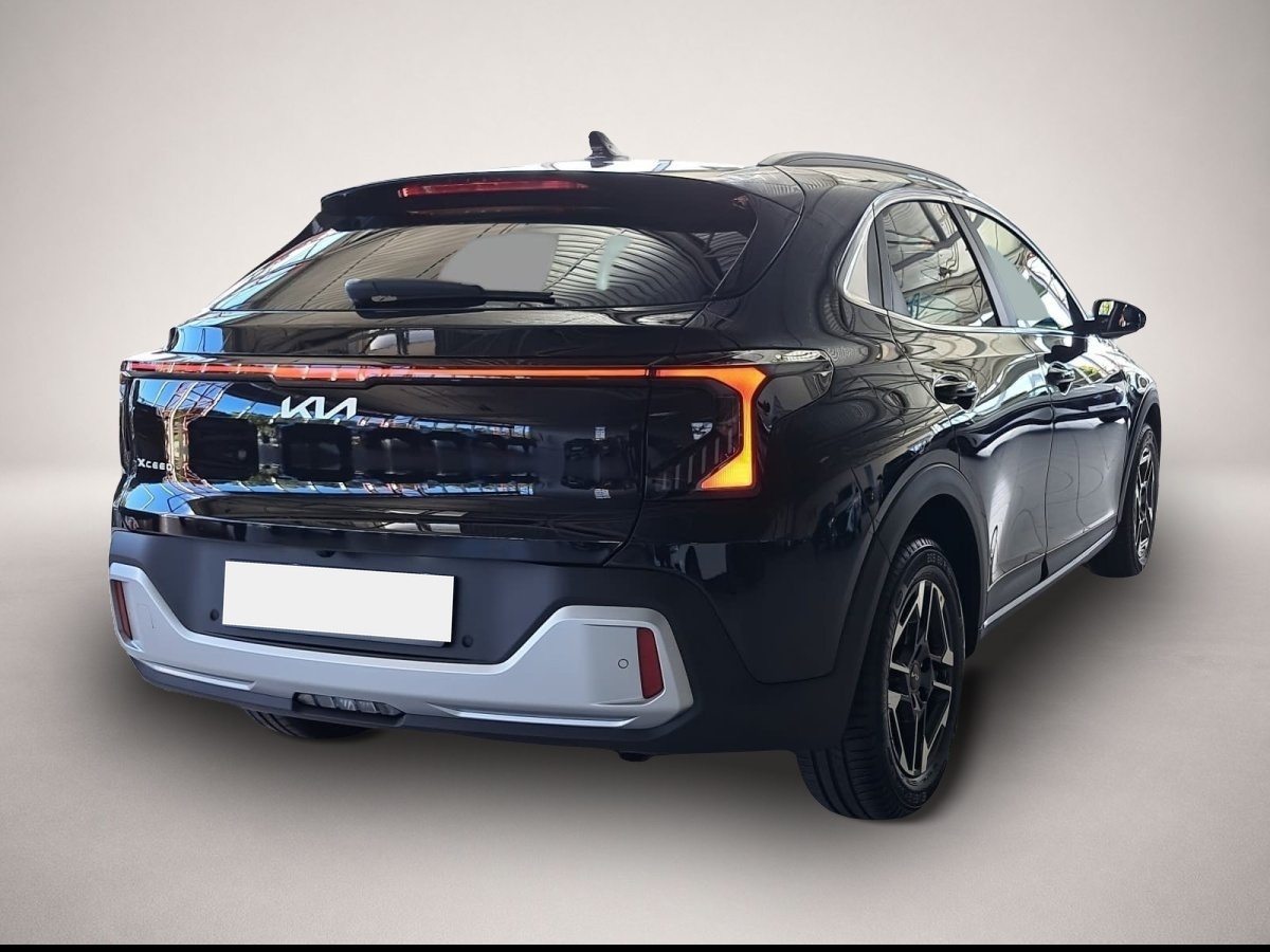 Kia XCeed, image 2 of 4