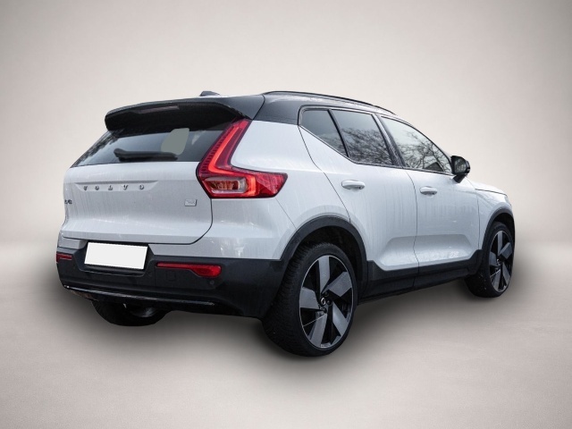 Volvo XC40 (11/2022, ELECTRIC)