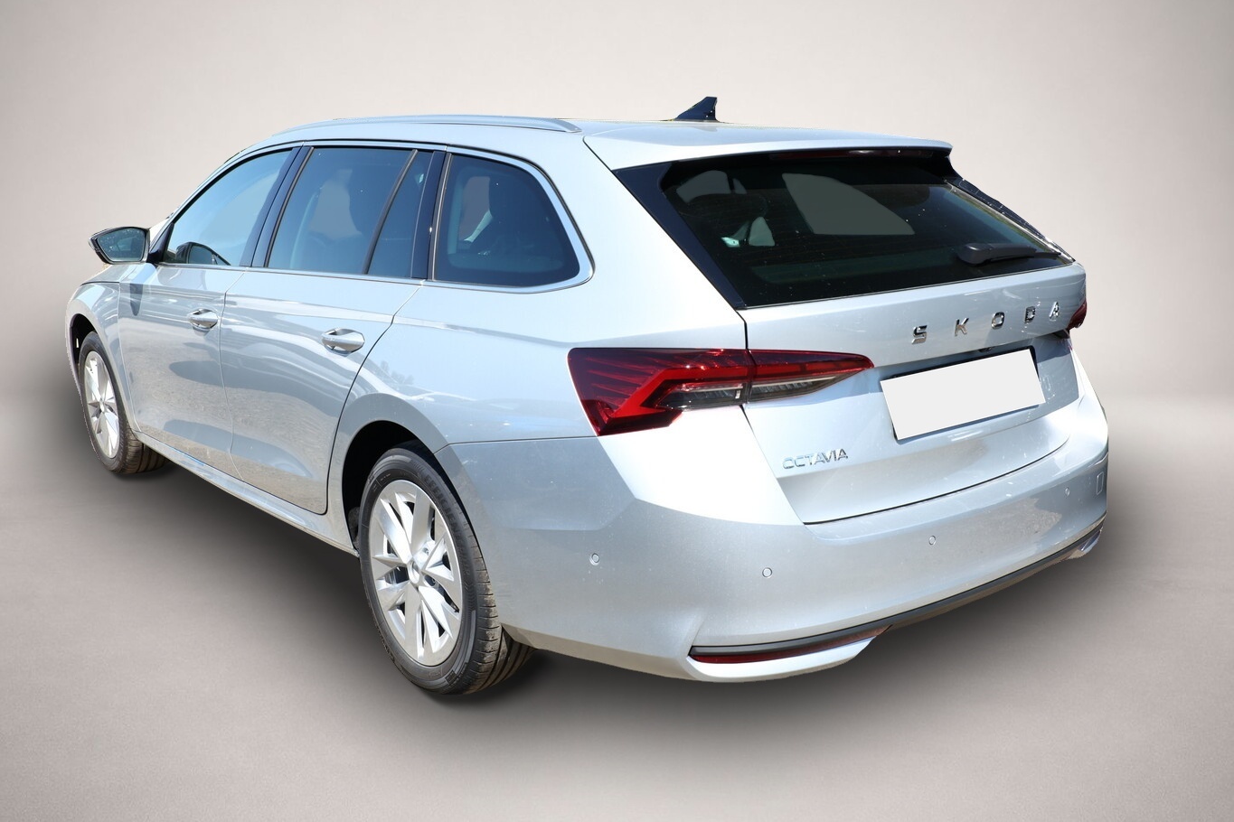 Skoda Octavia (07/2025, Benzin)