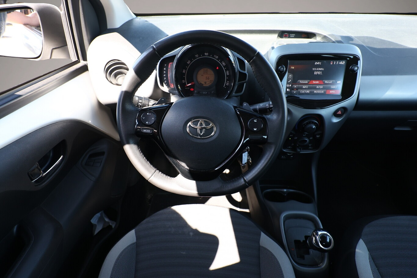 Toyota Aygo (X) (12/2019, )