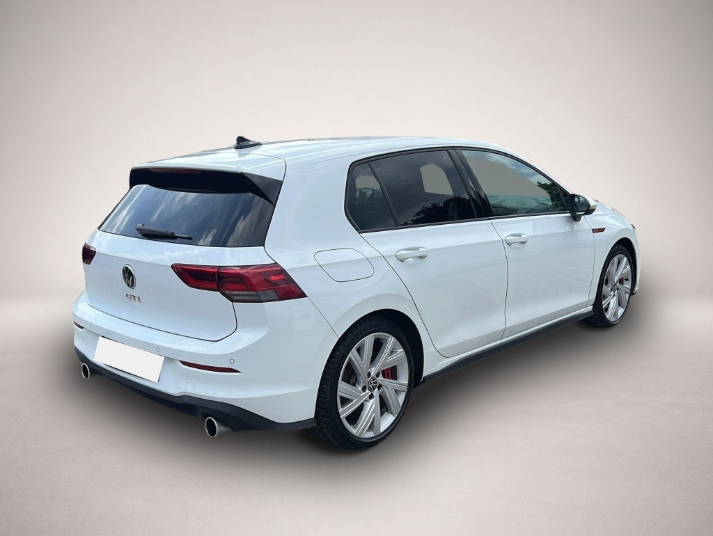 Volkswagen Golf (02/2024, Benzin)