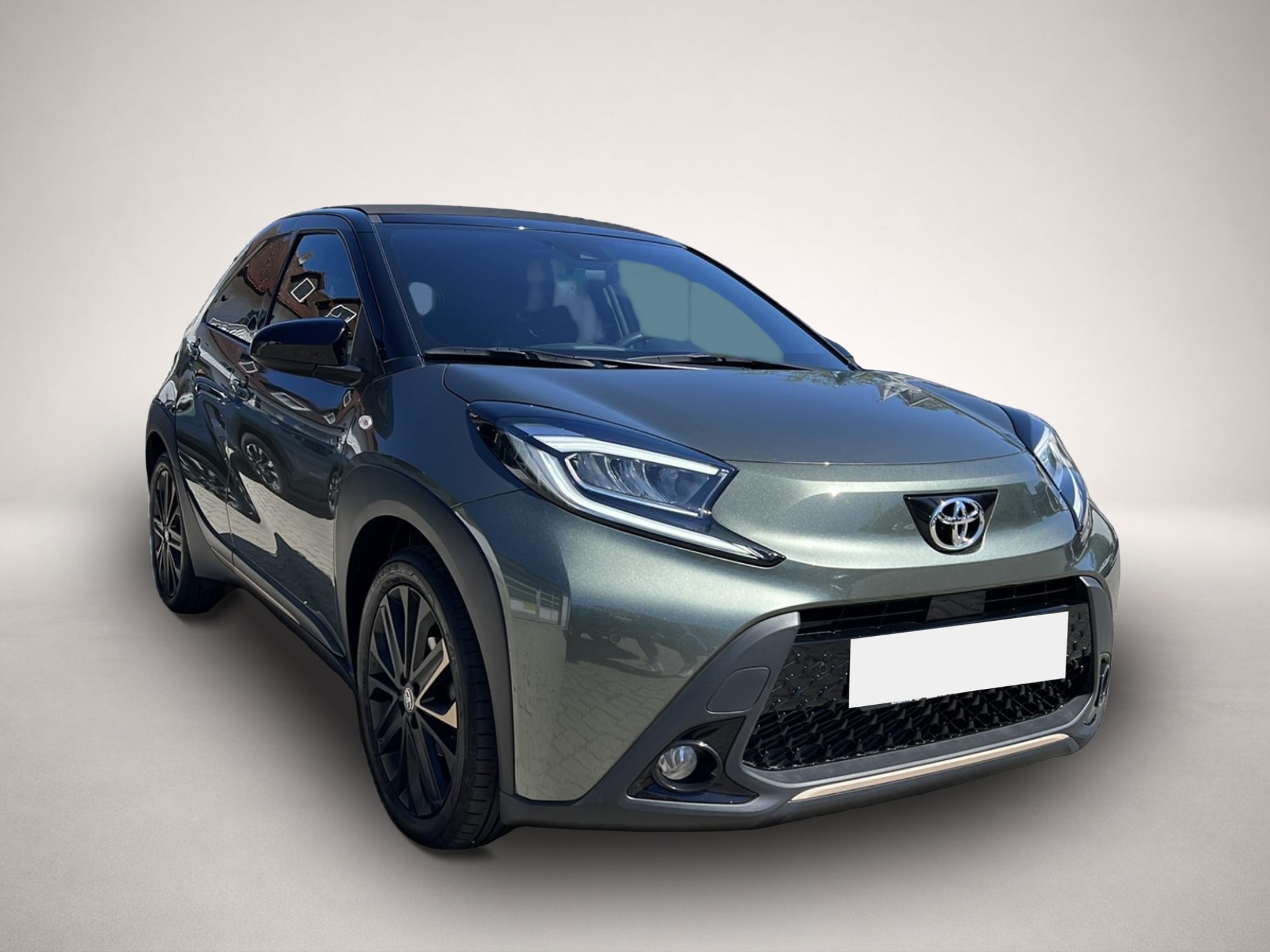 Toyota Aygo (X) (01/2023, Benzin)
