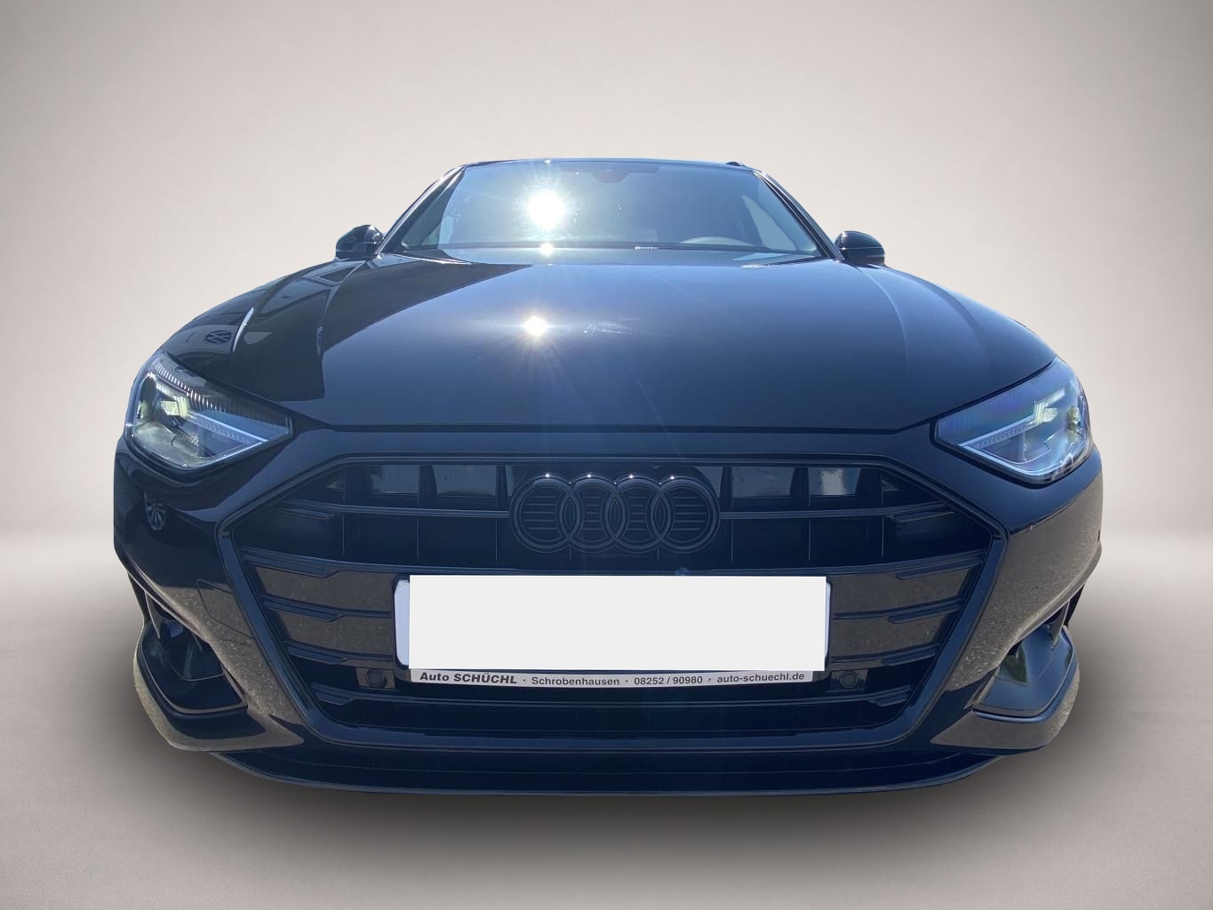 Audi A4 (08/2022, )