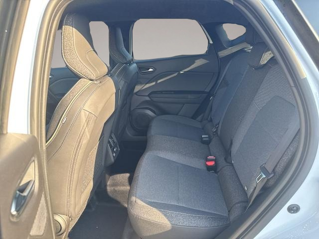 Renault Captur (03/2026, Benzin)