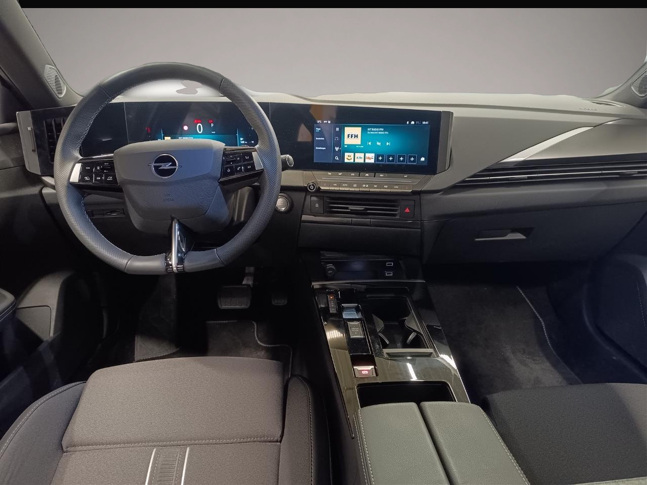 Opel Astra (06/2025, Benzin)
