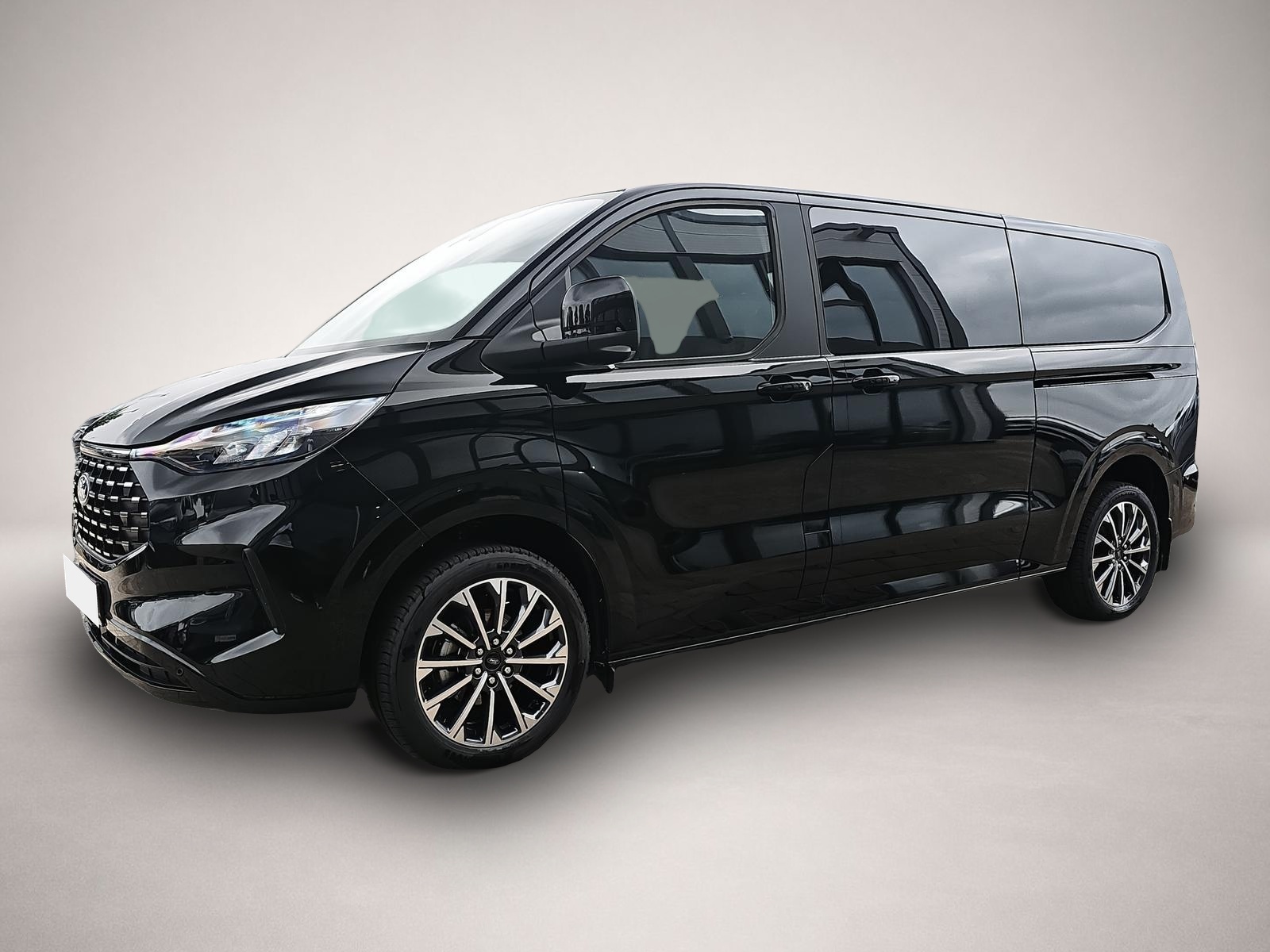 Ford Tourneo Custom (08/2025, Diesel)