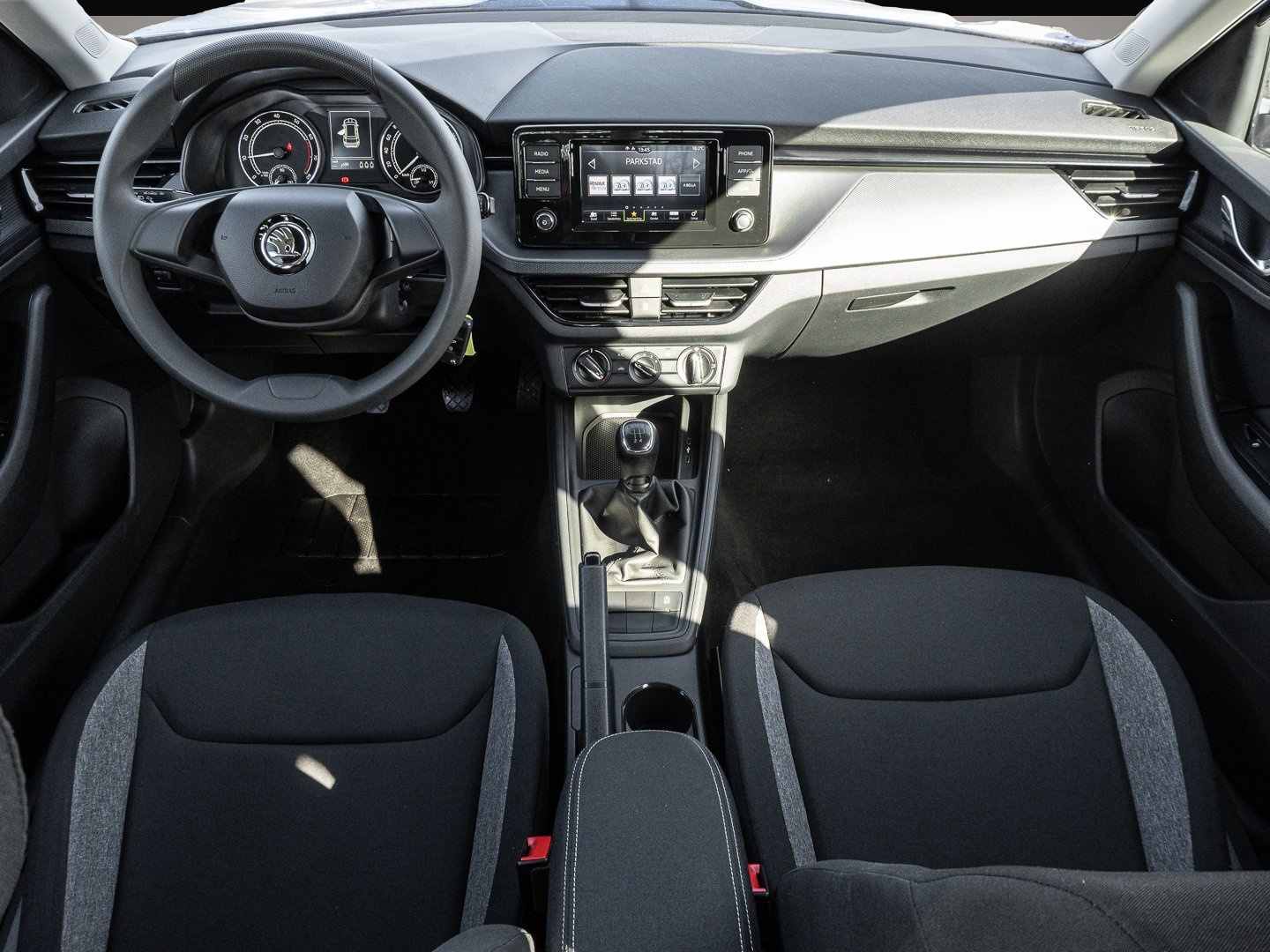 Skoda Kamiq (12/2021, Benzin)