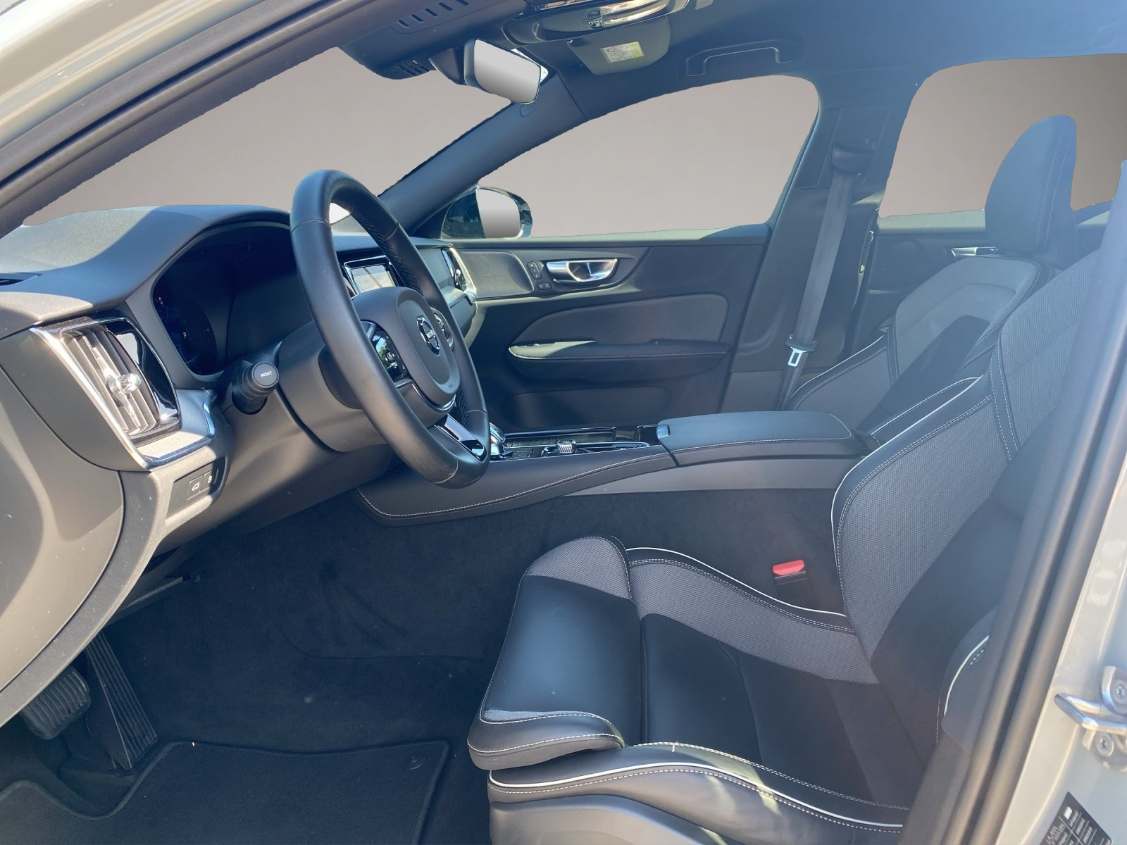 Volvo V60 (06/2024, )