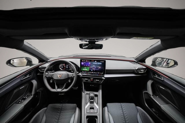 Cupra Leon (04/2026, Benzin)