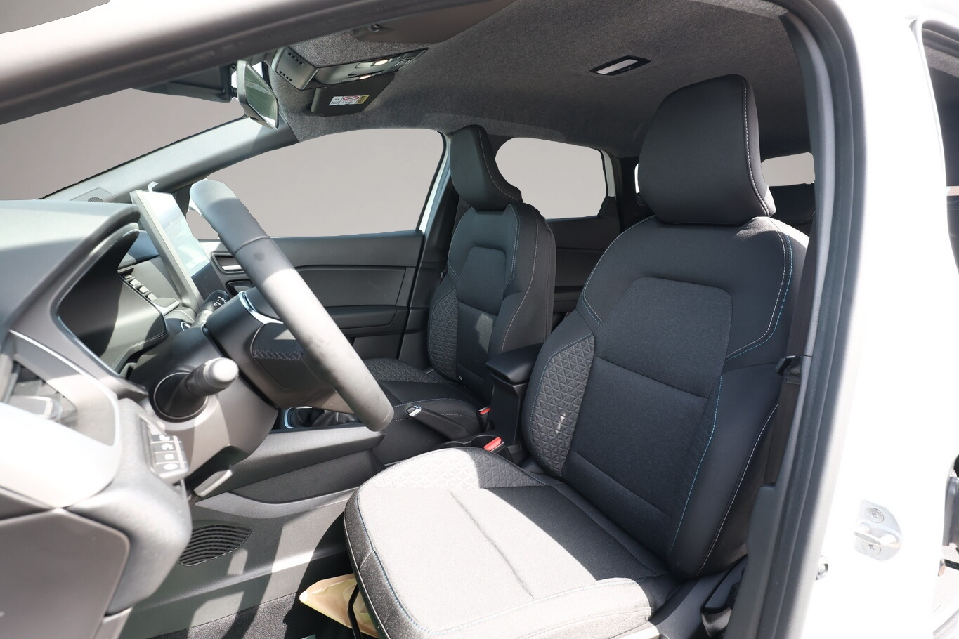 Mitsubishi ASX (12/2025, Benzin)