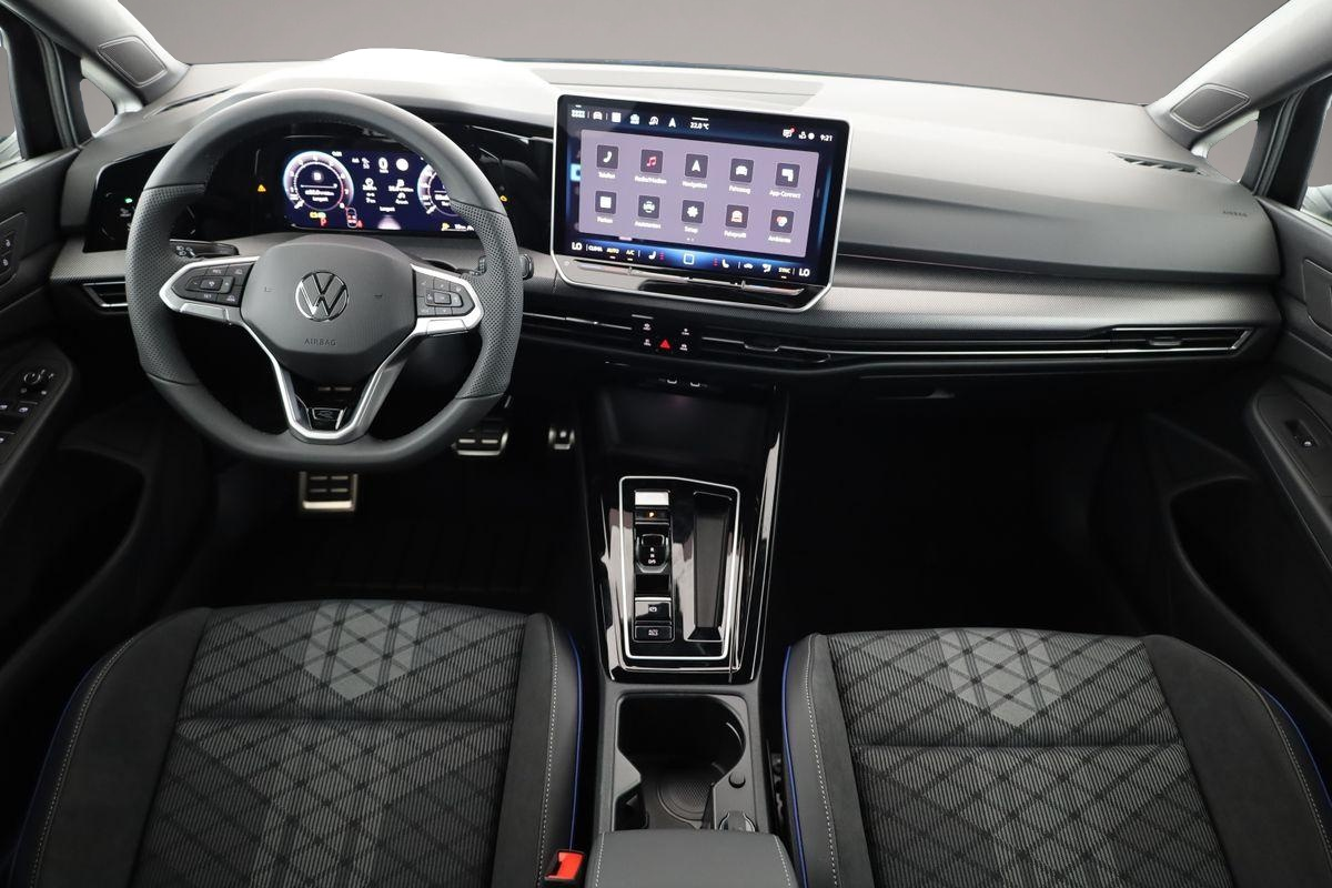 Volkswagen Golf (08/2026, Benzin)