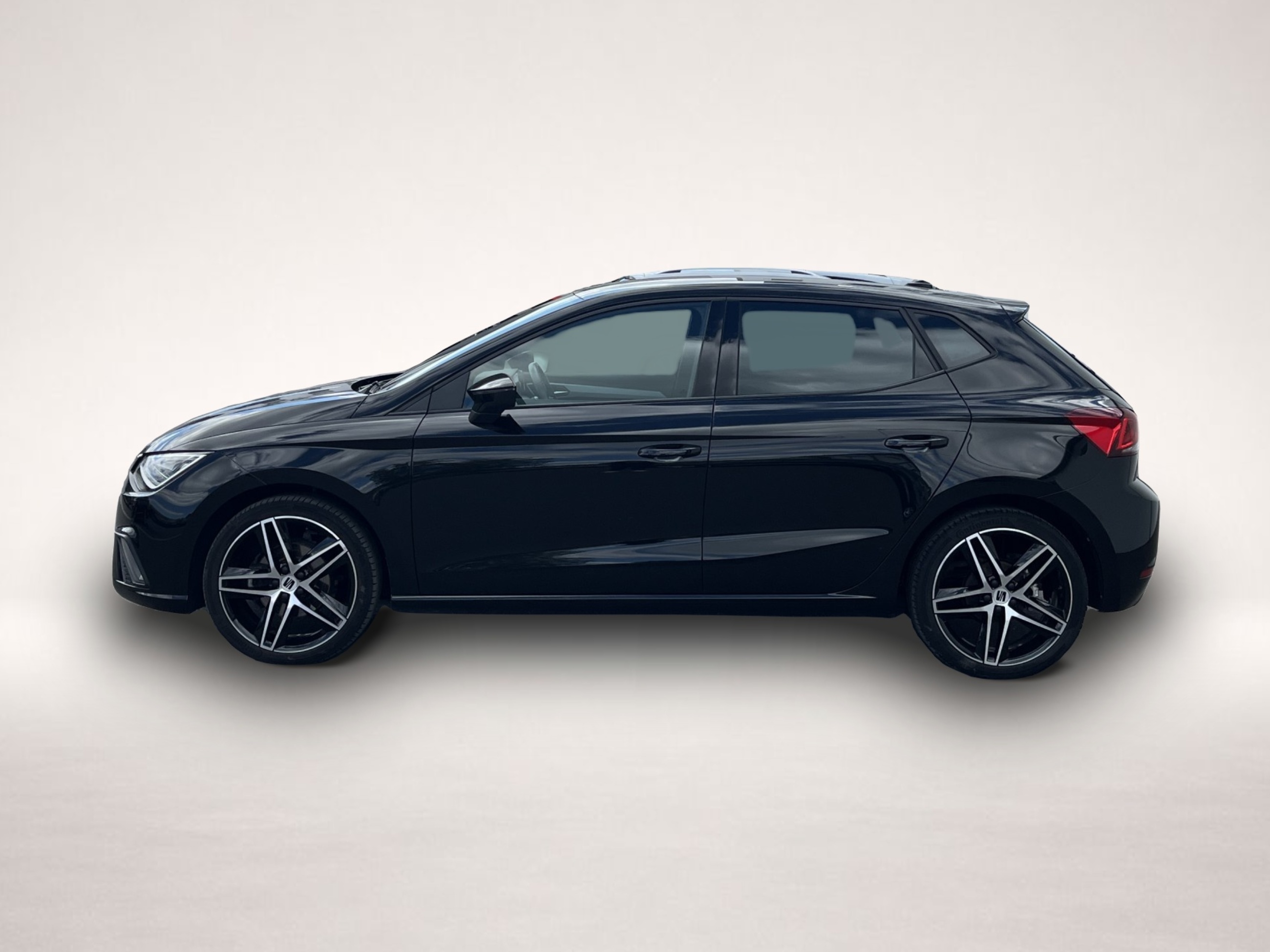 Seat Ibiza (04/2023, Benzin)