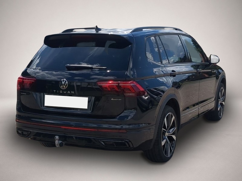 Volkswagen Tiguan Allspace (08/2024, Benzin)
