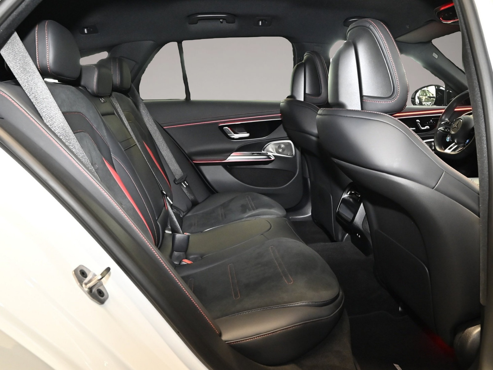 Mercedes-Benz E 53 AMG (03/2025, Hybrid (Benzin/Elektro))