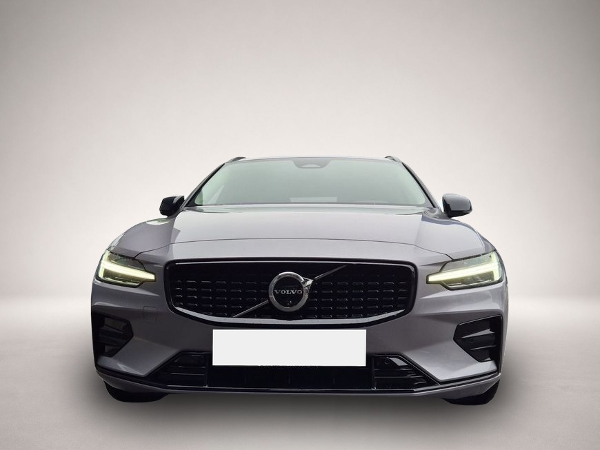 Volvo V60 (09/2025, Benzin)